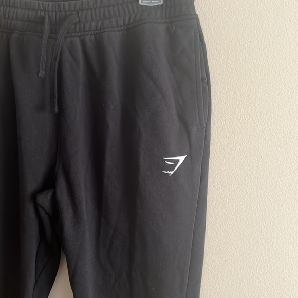 Gymshark Black Fleece Jogger Sweatpants Slim Fit Black White Logo - Picture 3 of 8
